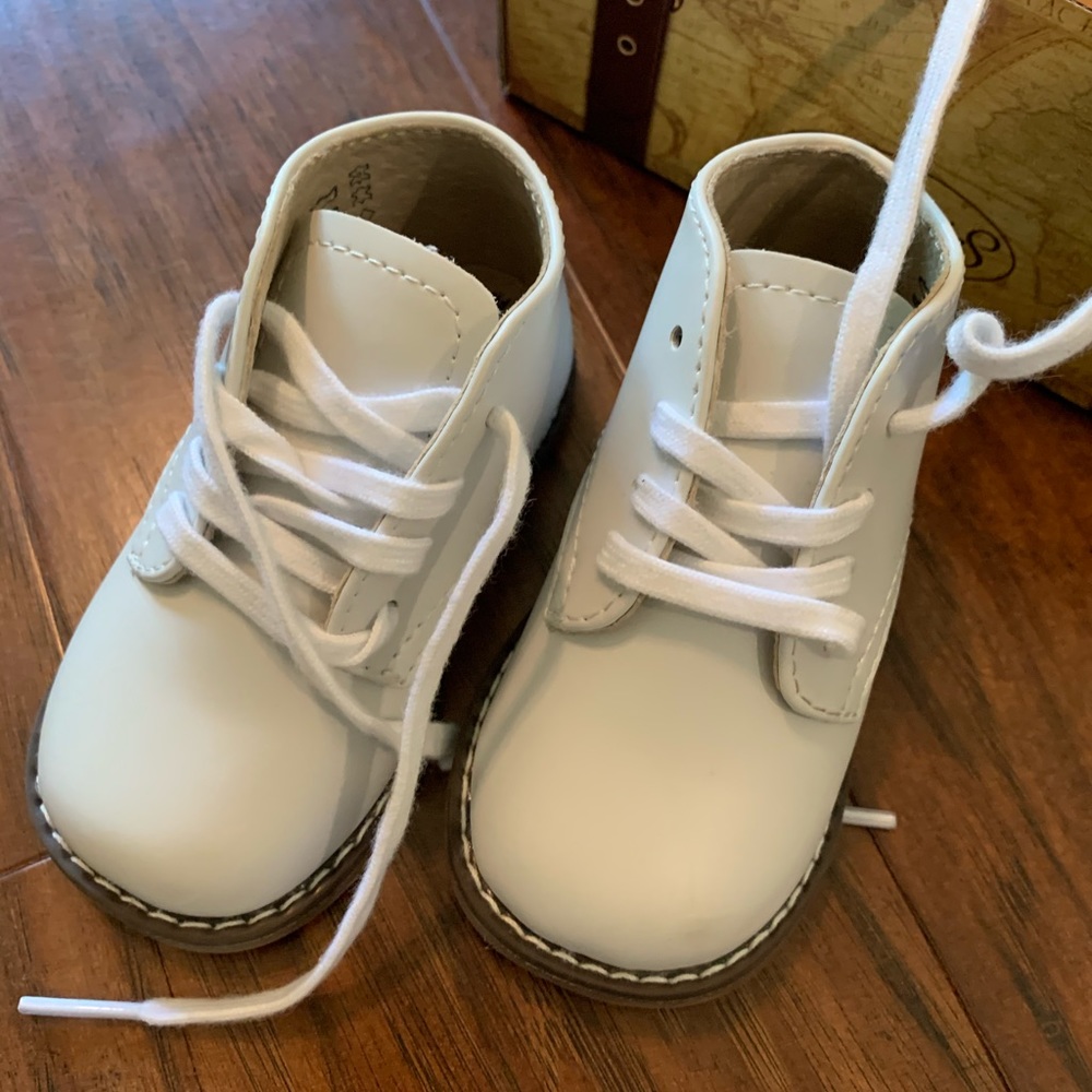 Baby walking shoes